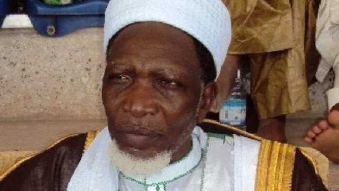 Sheikh Jingir ya magantu kan rashin tsaro, ya aike wa 'yan Najeriya muhimmin sako Sheikh Jingir ya magantu kan rashin tsaro, ya aike wa 'yan Najeriya muhimmin sako