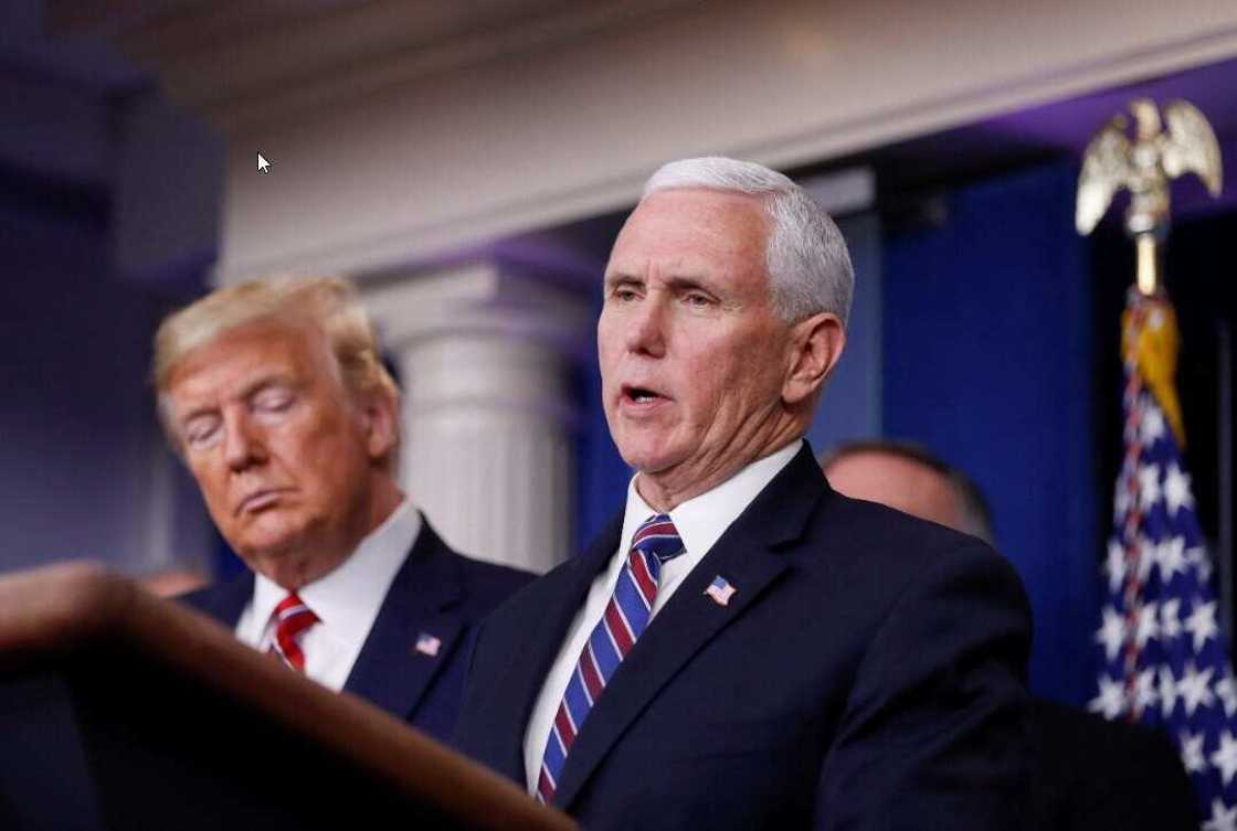 Babbar magana: Daya daga cikin makusantan mataimakin shugaban kasar Amurka Mike Pence ya kamu da cutar Coronavirus Babbar magana: Daya daga cikin makusantan mataimakin shugaban kasar Amurka Mike Pence ya kamu da cutar Coronavirus