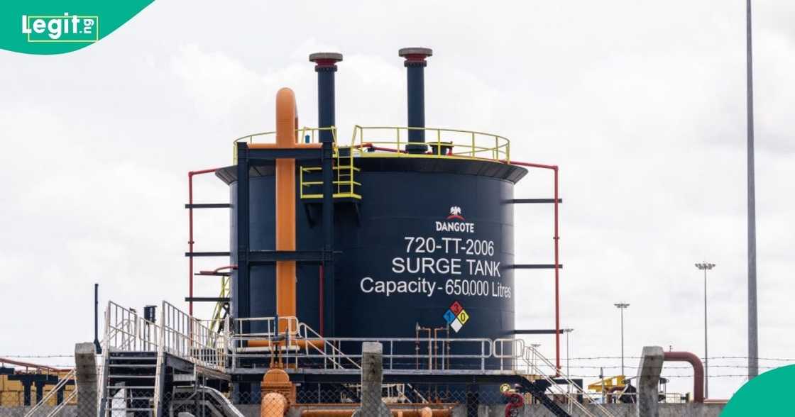 Aliko Dangote announces plans to list 5 to 10% of the Dangote Refinery on the Nigerian Exchange Aliko Dangote announces plans to list 5 to 10% of the Dangote Refinery on the Nigerian Exchange