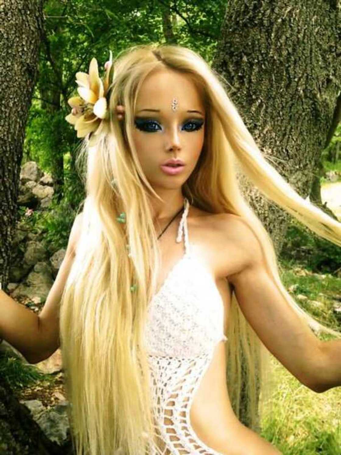 Valeria Lukyanova Valeria Lukyanova