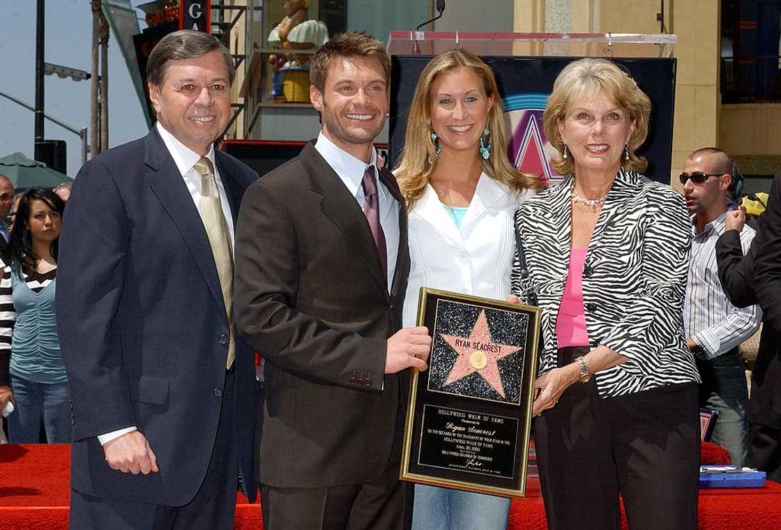 Ryan Seacrest with father Gary, sister Meredith and mother Connie.
