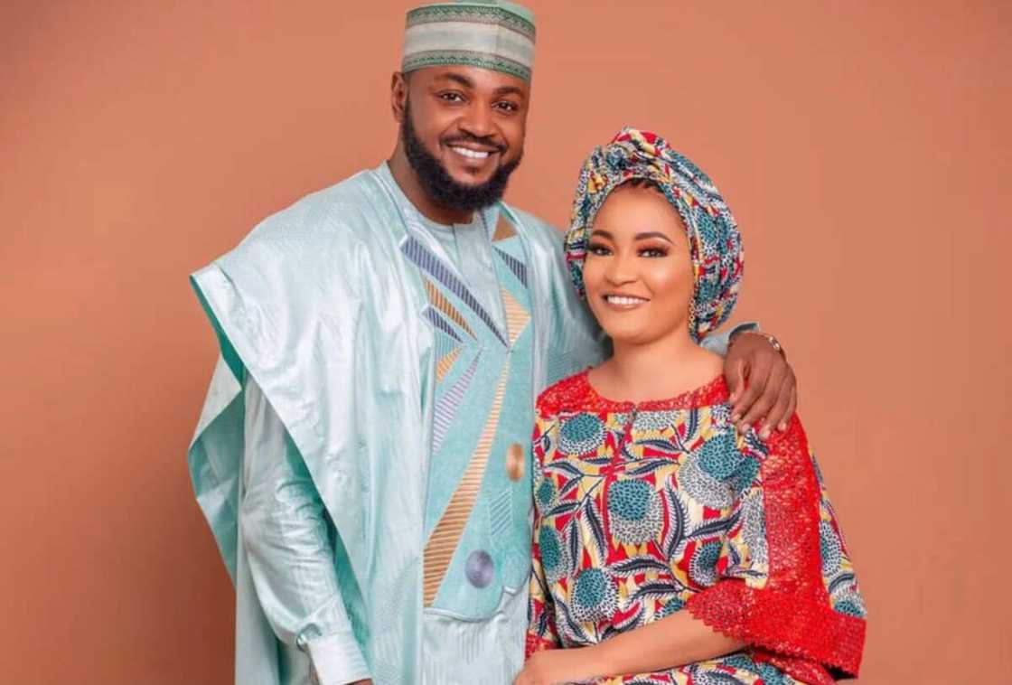 Adam Zango da matarsa Adam Zango da matarsa