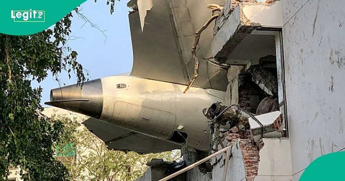 Mysterious object allegedly captured separating from the ill-fated Air India plane before the fatal crash. Mysterious object allegedly captured separating from the ill-fated Air India plane before the fatal crash.