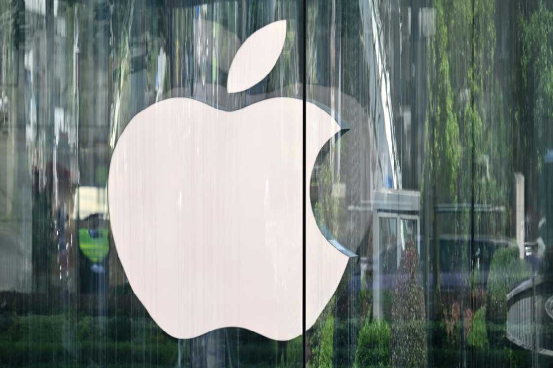 Analysts don't expect letting developers link to payment platforms outside the App Store to be a major hit to revenue generated by Apple's services business Analysts don't expect letting developers link to payment platforms outside the App Store to be a major hit to revenue generated by Apple's services business