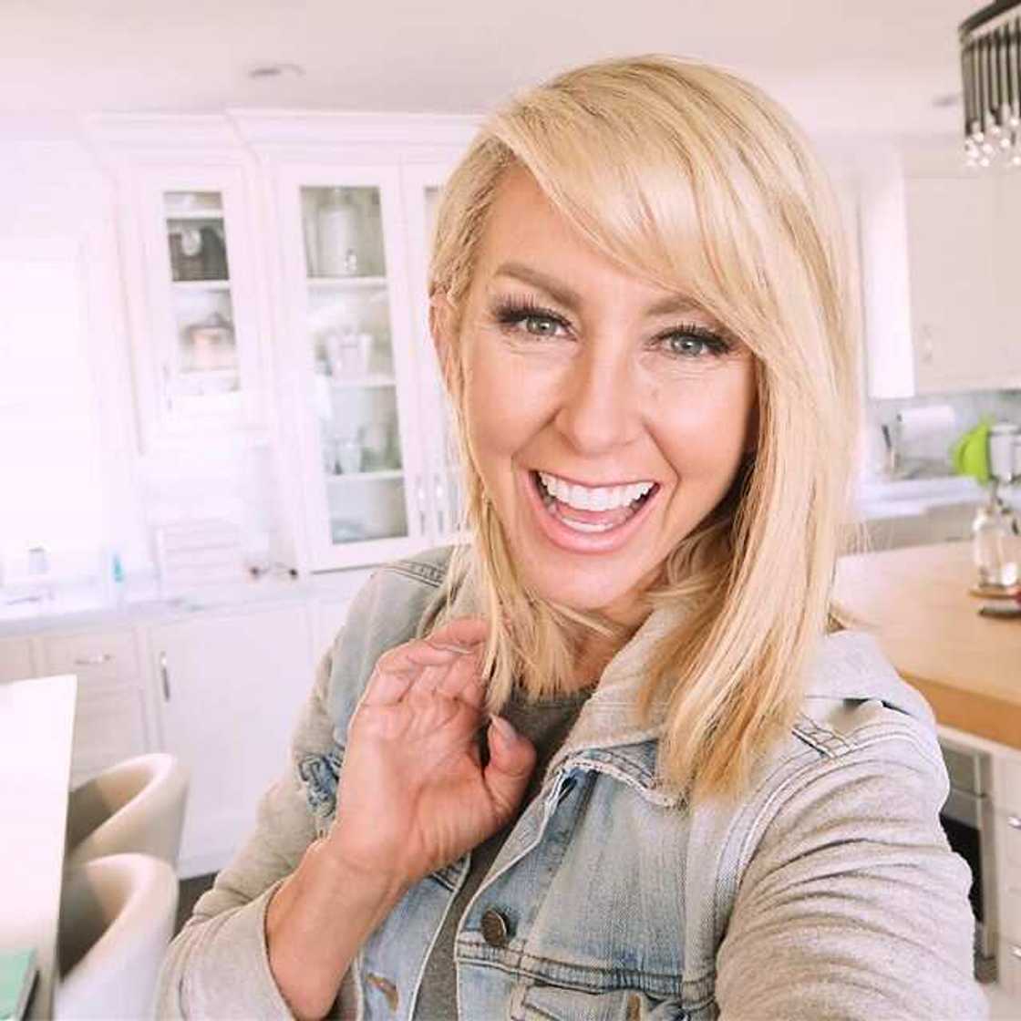 Chalene Johnson’s biography: age, measurements, family, net worth ...