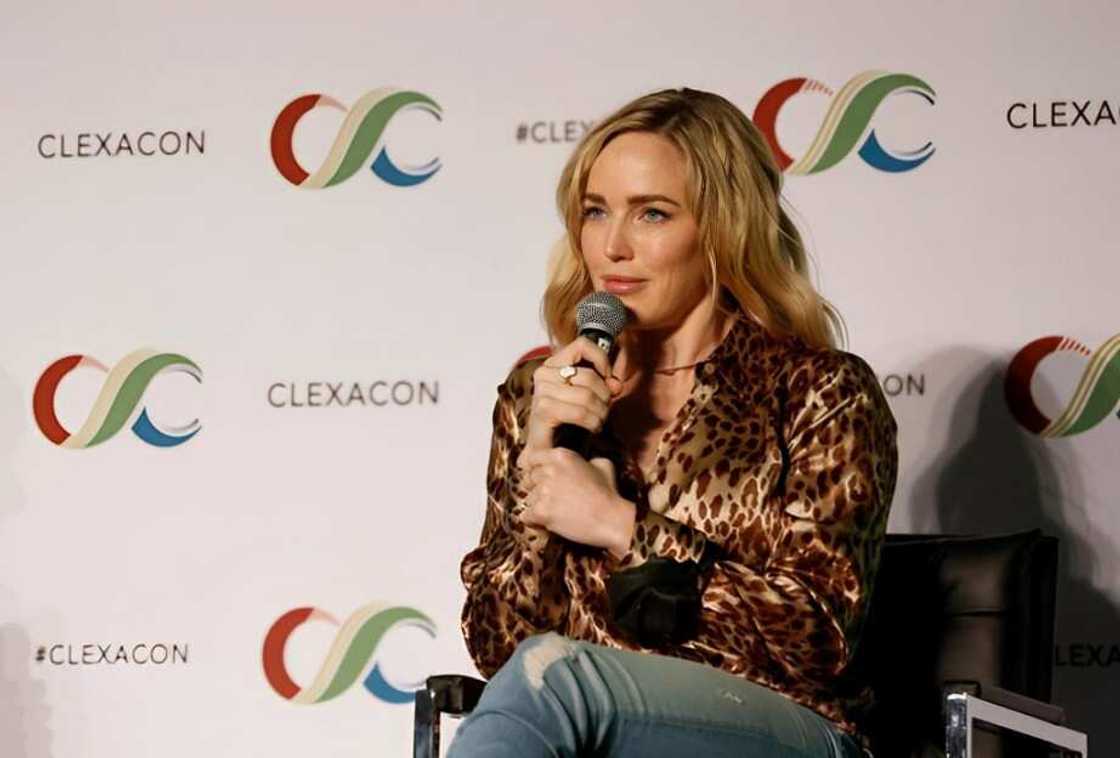 Caity Lotz speaks during the "Caity Lotz & Jes Macallan (Legends of Tomorrow)" panel during the ClexaCon 2021 convention Caity Lotz speaks during the "Caity Lotz & Jes Macallan (Legends of Tomorrow)" panel during the ClexaCon 2021 convention