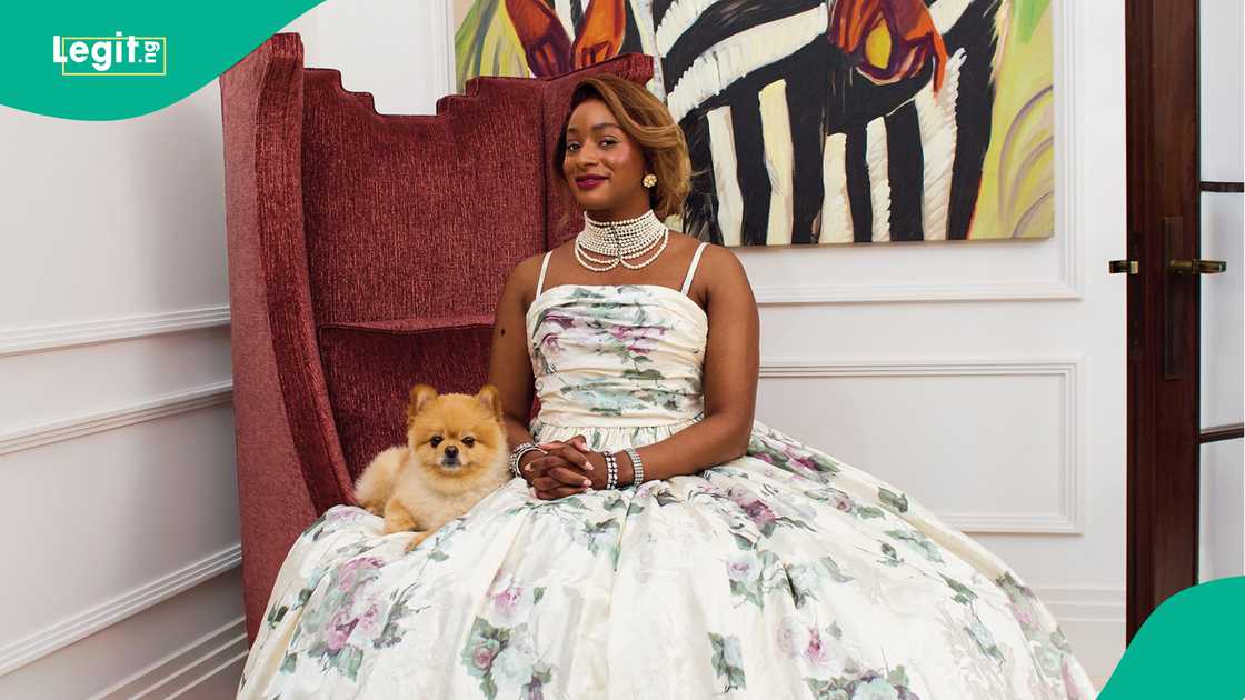 DJ Cuppy confesses she's admiring Temi Otedola's wedding pics in church. DJ Cuppy confesses she's admiring Temi Otedola's wedding pics in church.