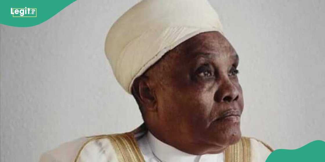 Mai gadin kabarin Manzon Allah, SAW ya riga mu gidan gaskiya Mai gadin kabarin Manzon Allah, SAW ya riga mu gidan gaskiya