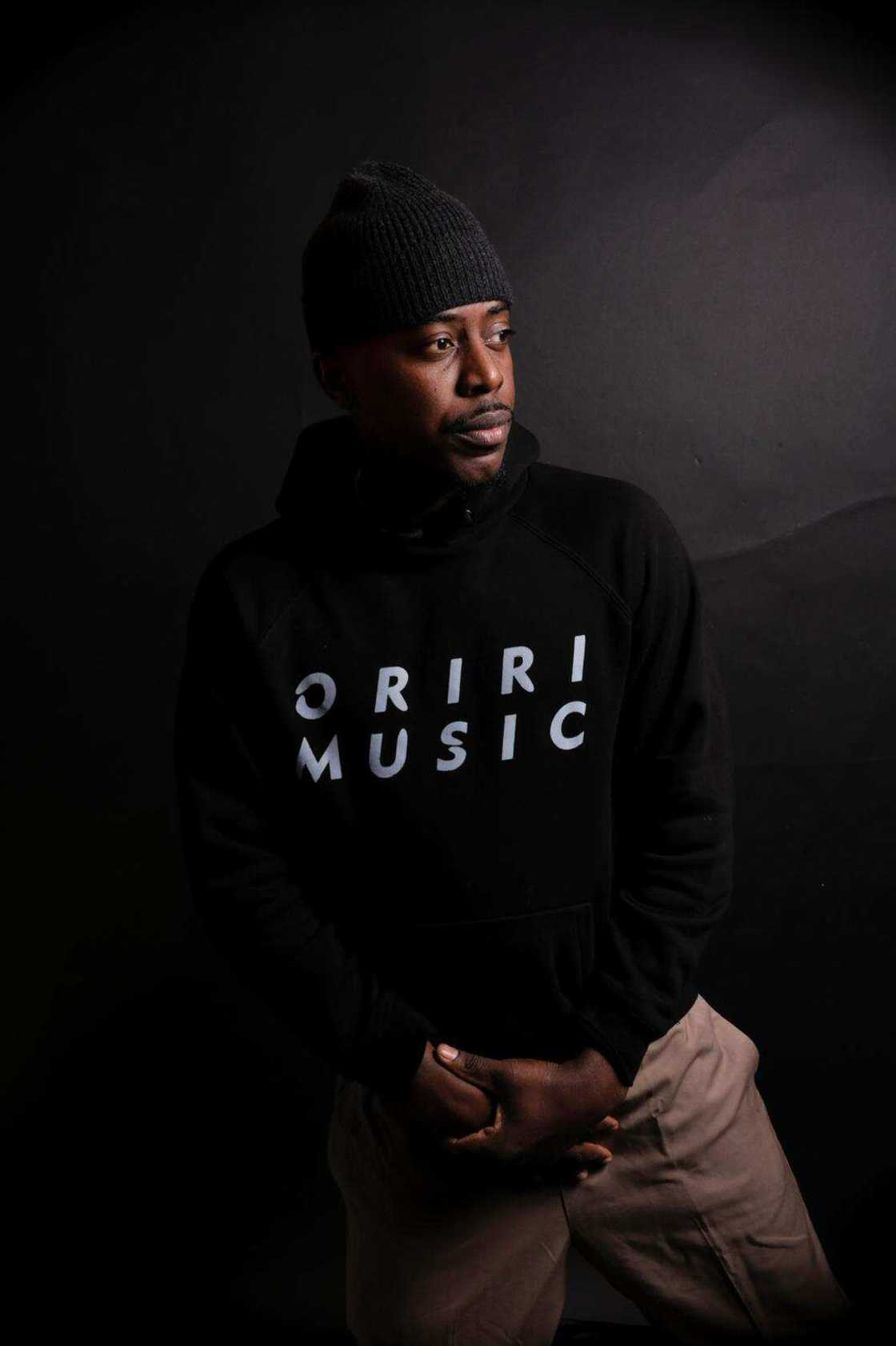 Oriri Osayomore, Oriri Oriri Osayomore, Oriri