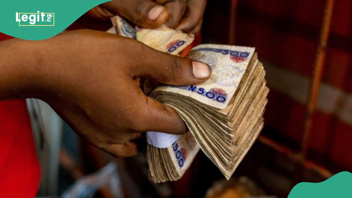 Naira appreciates in official market, falls in black market Naira appreciates in official market, falls in black market