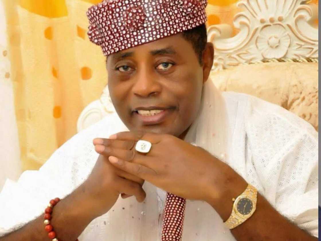 Hotunan hamshakan Sarakuna 6 na Afrika masu matukar arziki a karni na 21 Hotunan hamshakan Sarakuna 6 na Afrika masu matukar arziki a karni na 21