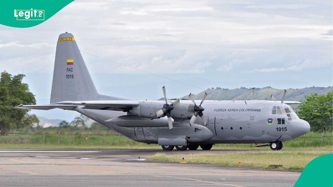 About 80 soldiers have reportedly died as Columbian Air Force plane crashed near Peru border.