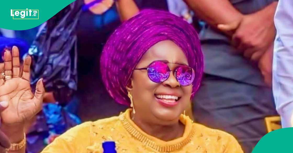 Regina Akume.