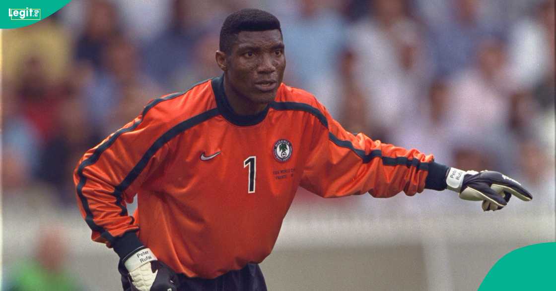 A man has released a rare video of himself with the legendary Super Eagles goalkeeper Peter Rufai before his death. A man has released a rare video of himself with the legendary Super Eagles goalkeeper Peter Rufai before his death.
