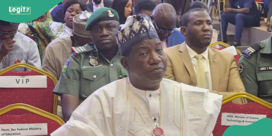 Lalong zai yi murabus daga mukamin minista Lalong zai yi murabus daga mukamin minista