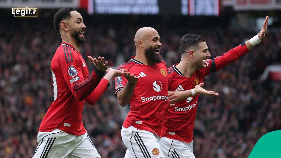 Bryan Mbeumo, Manchester United, Michael Carrick, Tottenham, Football, Old Trafford. Bryan Mbeumo, Manchester United, Michael Carrick, Tottenham, Football, Old Trafford.