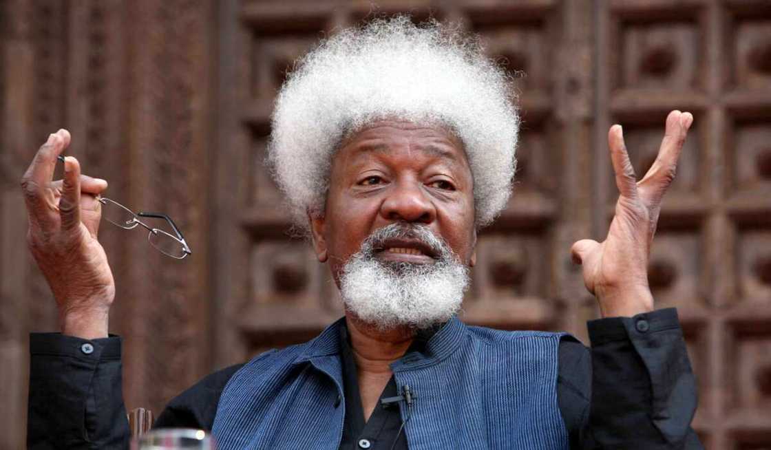 Wole Soyinka, Social media Wole Soyinka, Social media
