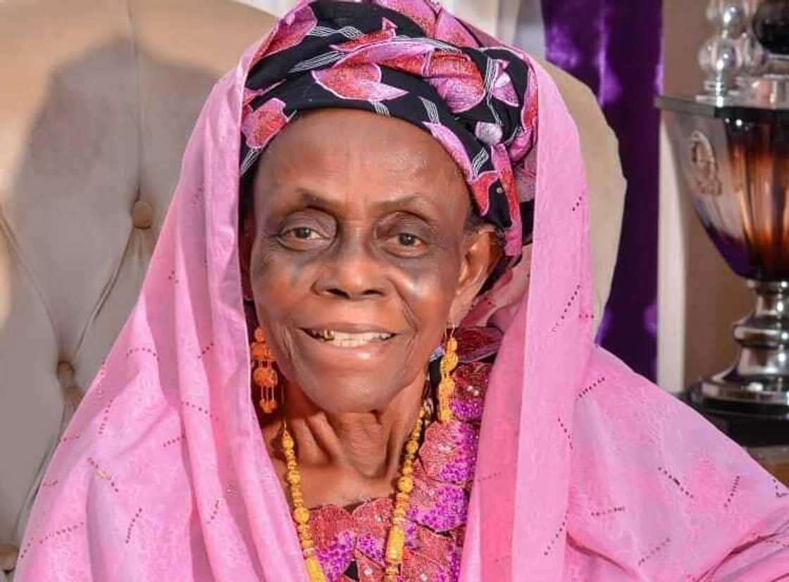 Innalilahi wa innalilahi raji'un: Mahaifiyar Gwamna Yahaya Bello ta rasu Innalilahi wa innalilahi raji'un: Mahaifiyar Gwamna Yahaya Bello ta rasu