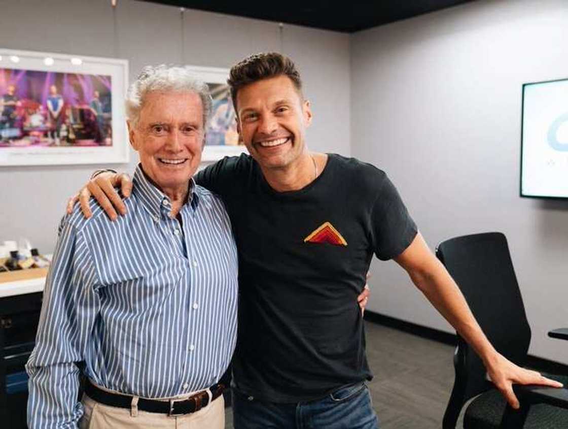 How old is Regis Philbin How old is Regis Philbin