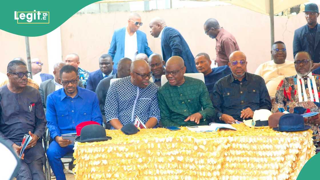 Wike and Fubara spotted talking Wike and Fubara spotted talking