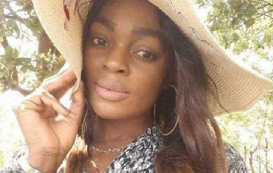 Woman hacks husband to death over Christmas gift in Zimbabwe Woman hacks husband to death over Christmas gift in Zimbabwe