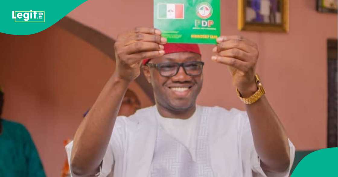 Amofin Beulah Adeoye. Amofin Beulah Adeoye.