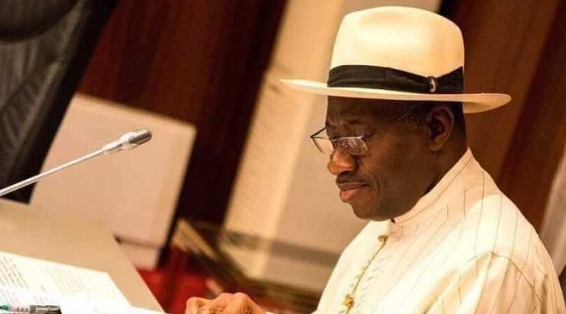 Goodluck Jonathan, FRSC, Convoy, Ijaw Youth Council Goodluck Jonathan, FRSC, Convoy, Ijaw Youth Council