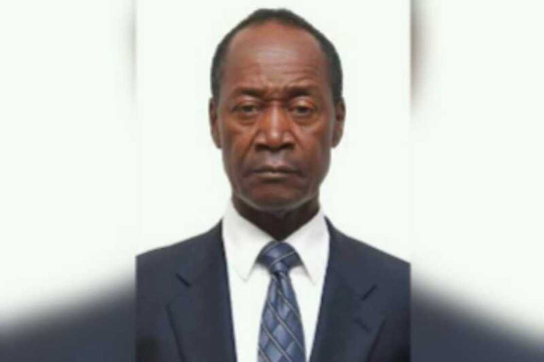 Tsohon shugaban kamfanin simintin Ɗangote, Joseph Makoju. Tsohon shugaban kamfanin simintin Ɗangote, Joseph Makoju.