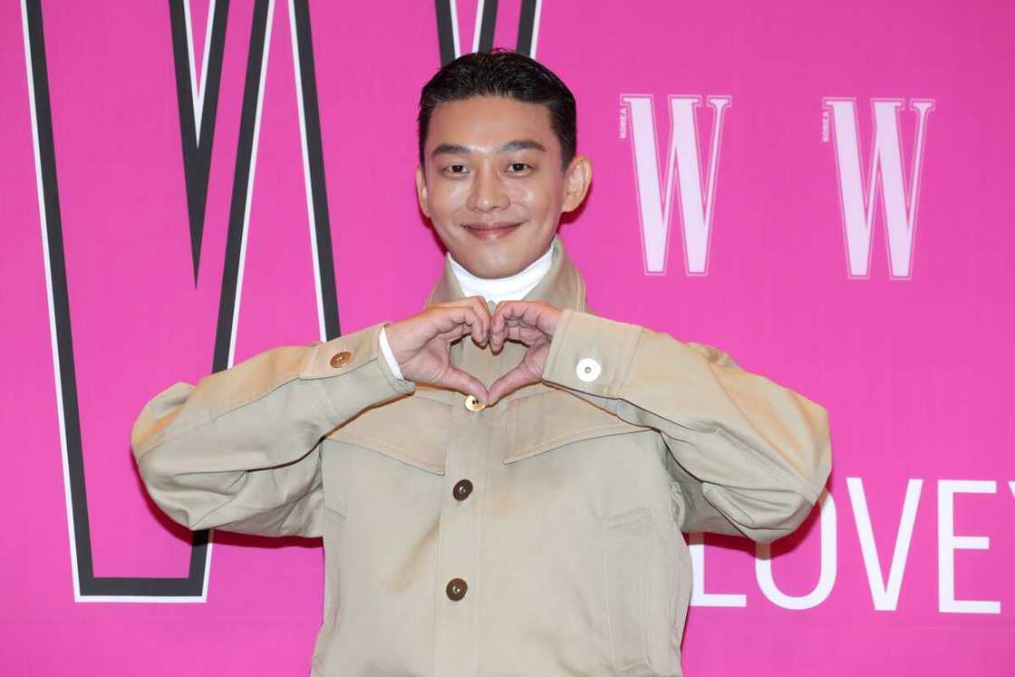 South Korean actor Yoo Ah-In poses for photographs at the W Magazine Korea Cancer Awareness Campaign 'Love Your W' at Four Seasons Hotel in Seoul, South Korea South Korean actor Yoo Ah-In poses for photographs at the W Magazine Korea Cancer Awareness Campaign 'Love Your W' at Four Seasons Hotel in Seoul, South Korea