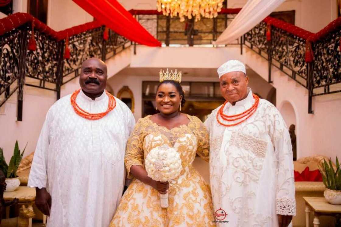 EFCC ta sake taso keyar tsohon Gwamnan da ya taba shiga kurkuku ya fito saboda cin kudi EFCC ta sake taso keyar tsohon Gwamnan da ya taba shiga kurkuku ya fito saboda cin kudi