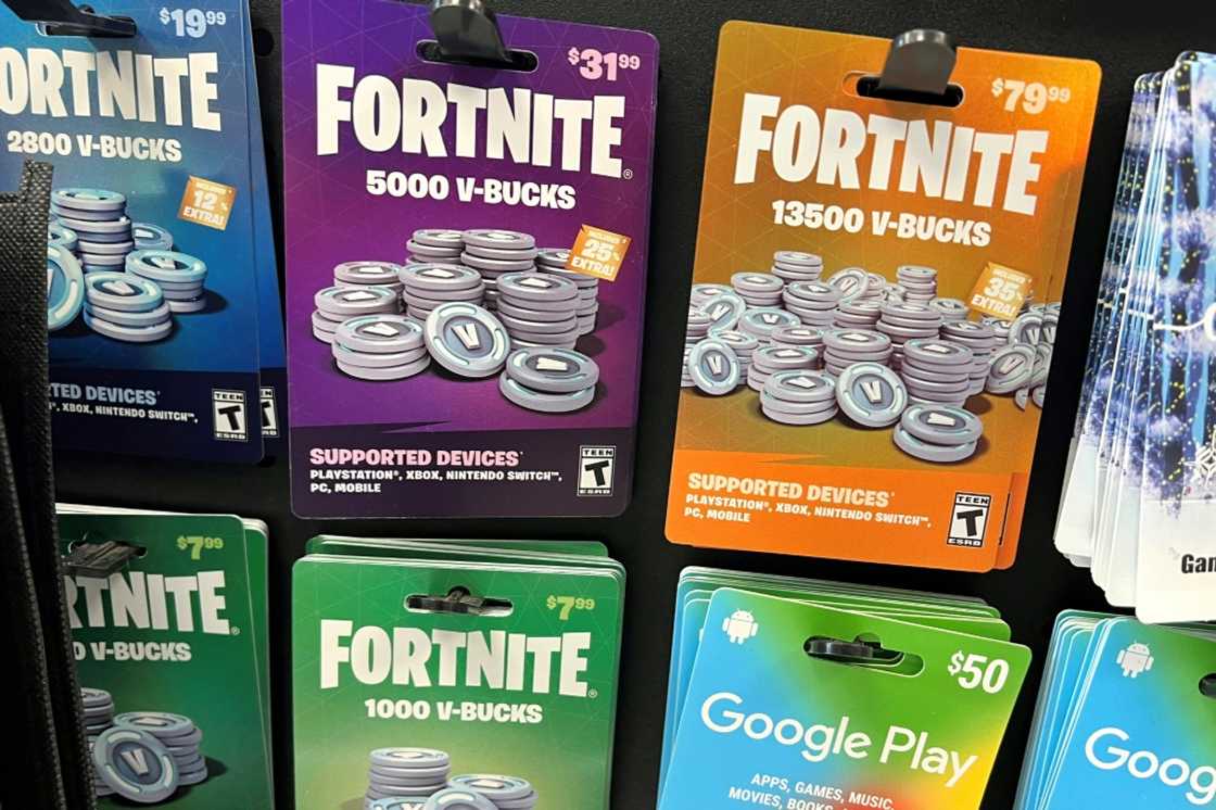 Apple and Google kicked Fortnite off their respective app platforms in 2020, after the game designed an in-app payments system that cut the tech giants out of the loop Apple and Google kicked Fortnite off their respective app platforms in 2020, after the game designed an in-app payments system that cut the tech giants out of the loop