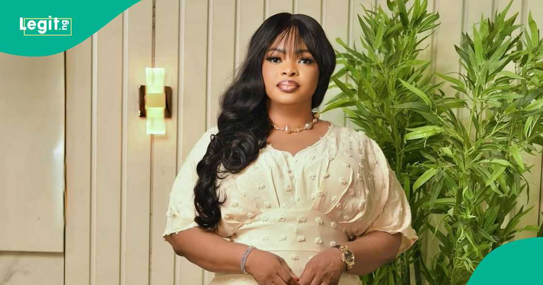 Esther Ijewere speaks about plagiarism on Instagram post about Dayo Amusa. Esther Ijewere speaks about plagiarism on Instagram post about Dayo Amusa.