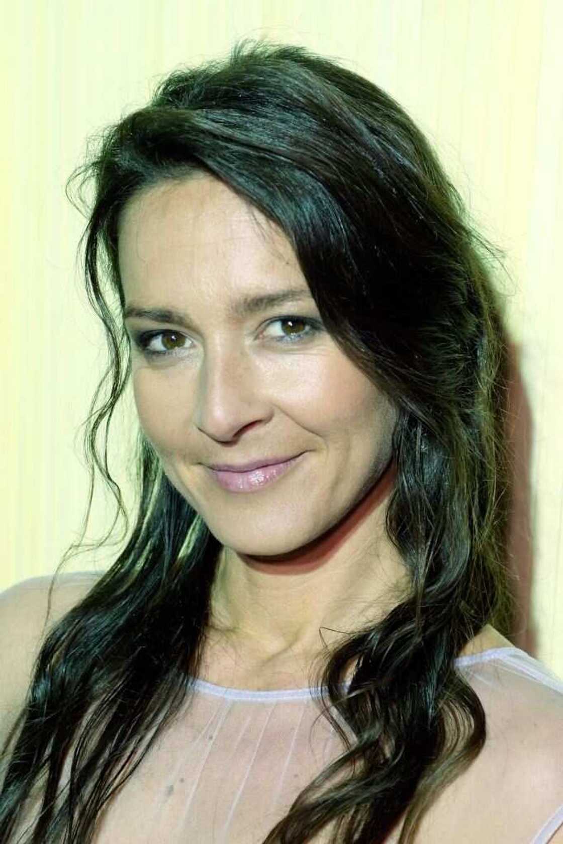 Que devient Emmanuelle Boidron? Biographie et filmographie Que devient Emmanuelle Boidron? Biographie et filmographie