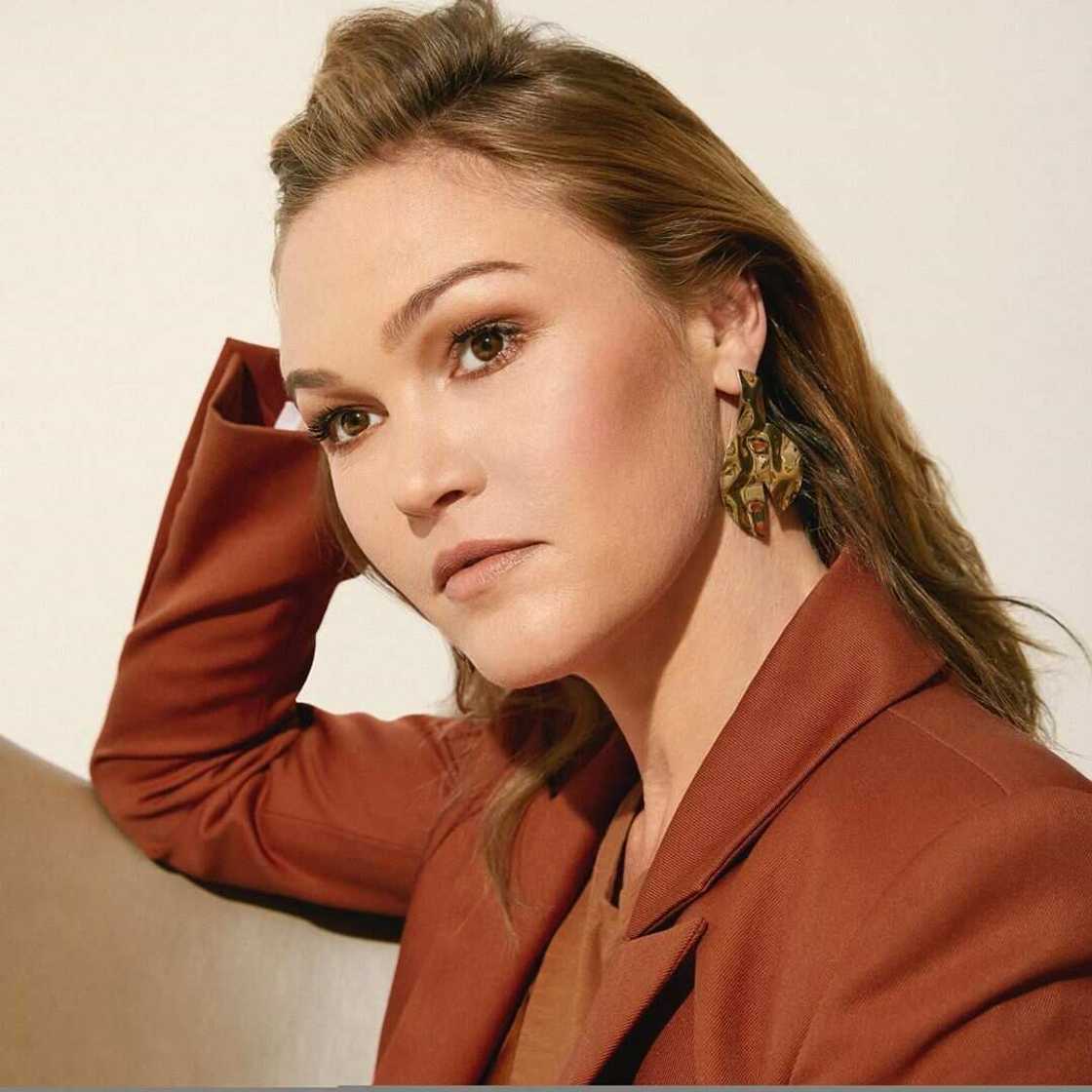 Julia Stiles movies and TV shows