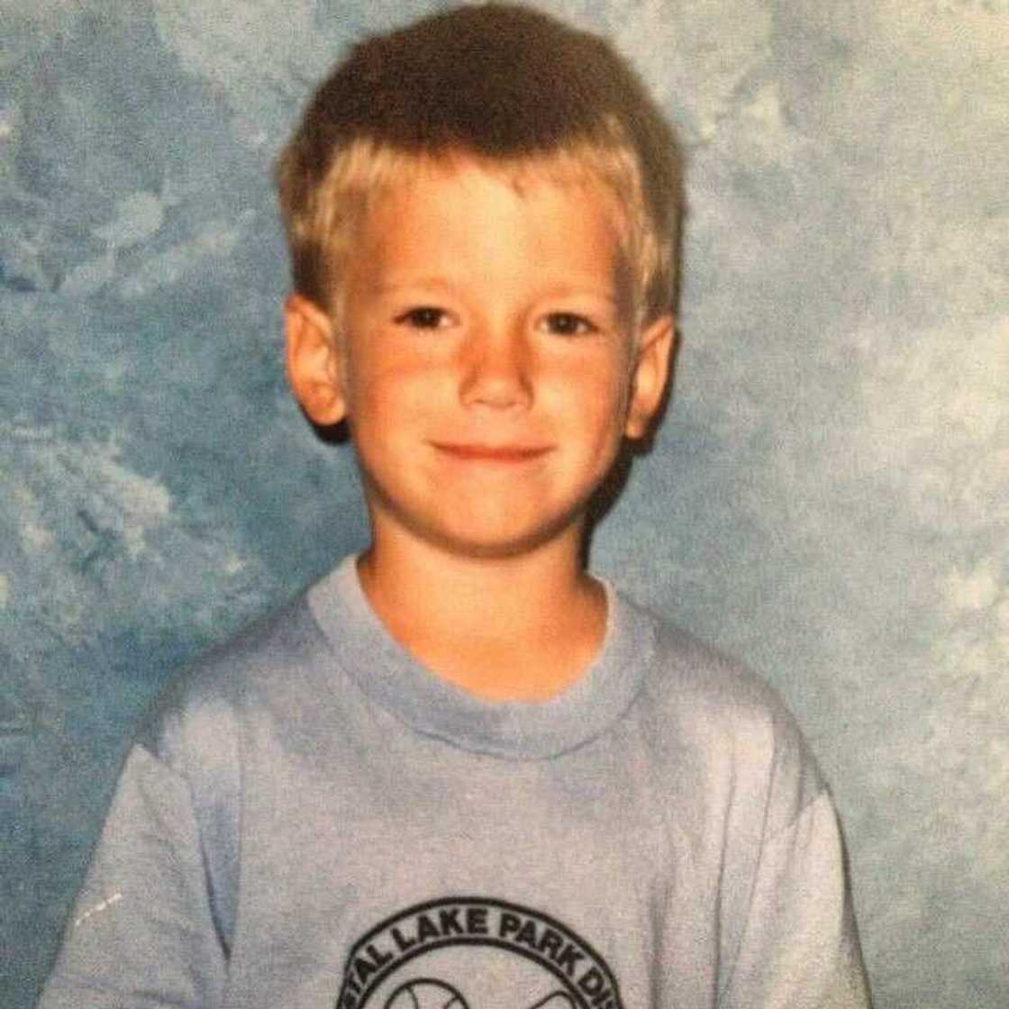 Sean Evans with hair Sean Evans with hair