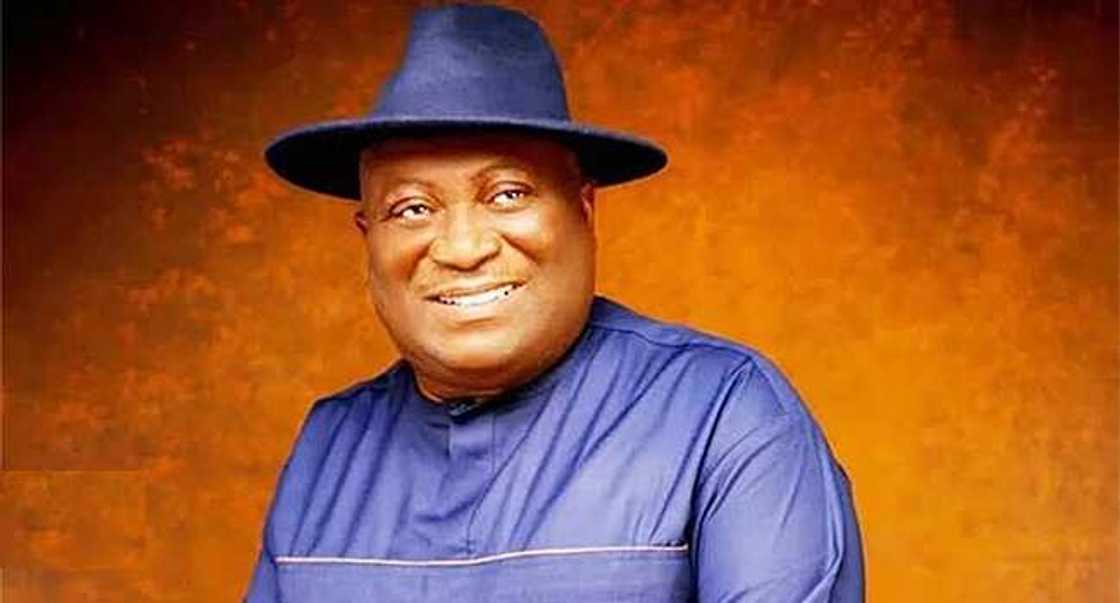 Ford Ozumba. Ford Ozumba.