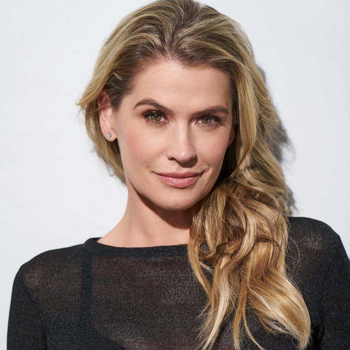 Kristy Swanson Kristy Swanson