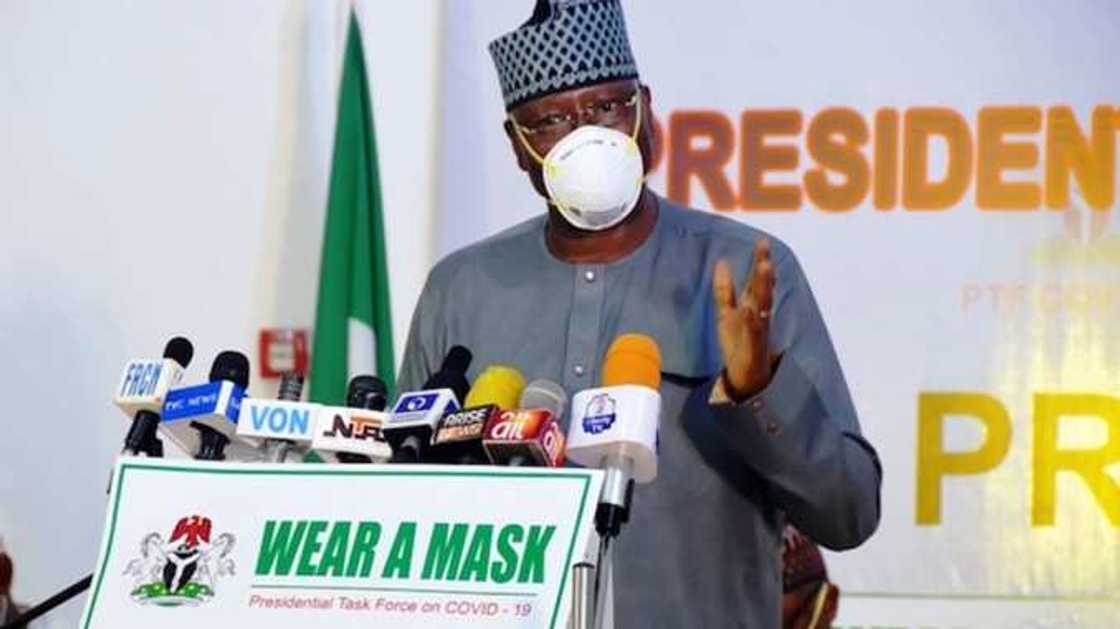 Breaking: Police bar unvaccinated civil servants from accessing federal secretariat, Abuja Breaking: Police bar unvaccinated civil servants from accessing federal secretariat, Abuja