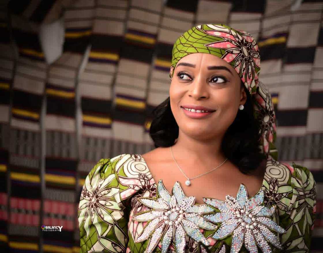 Hotuna: Tsofaffin jaruman Kannywood mata guda 15 da suka dawo harkar fim bayan mutuwar auren su Hotuna: Tsofaffin jaruman Kannywood mata guda 15 da suka dawo harkar fim bayan mutuwar auren su