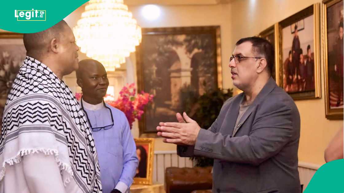 Shugaban Faladinawa tare da tsohon ministan Najeriya