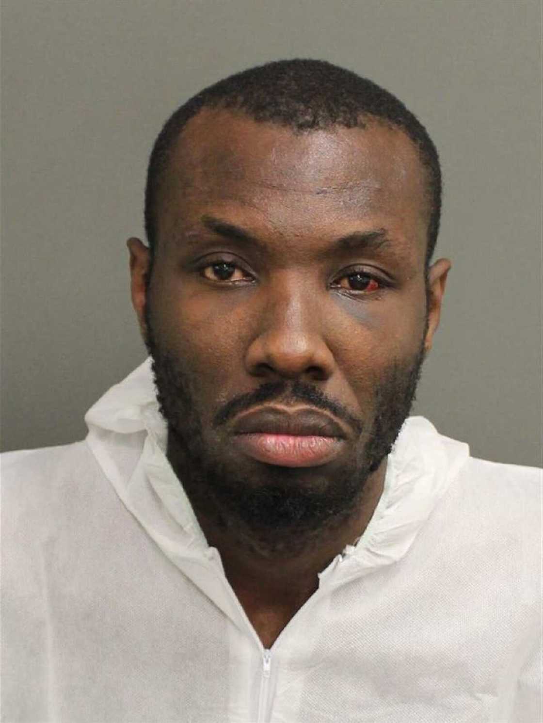 Fittacen fasto na ƙasar Ghana ya bindige matarsa har lahira a Amurka Fittacen fasto na ƙasar Ghana ya bindige matarsa har lahira a Amurka