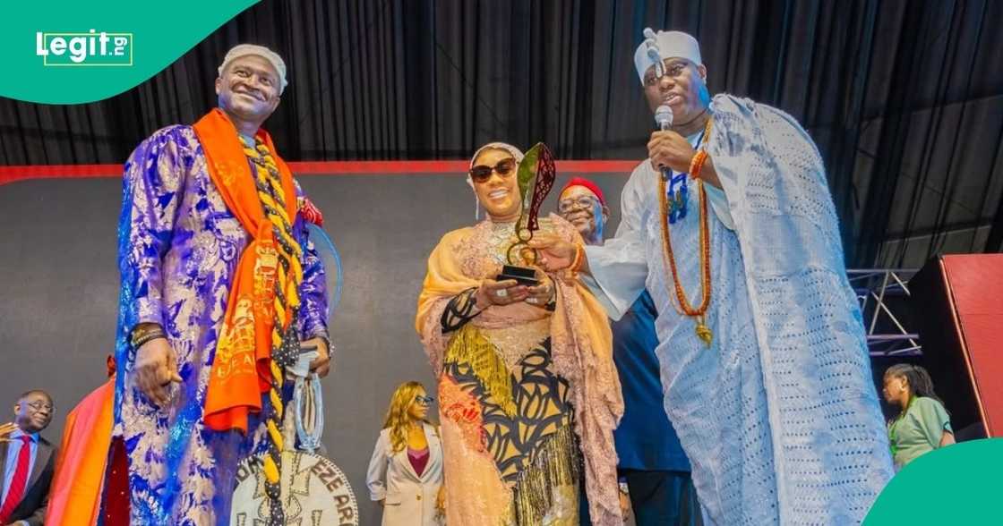 Aisha Ashimogu bags Daily Times Award at 100-year anniversary Aisha Ashimogu bags Daily Times Award at 100-year anniversary