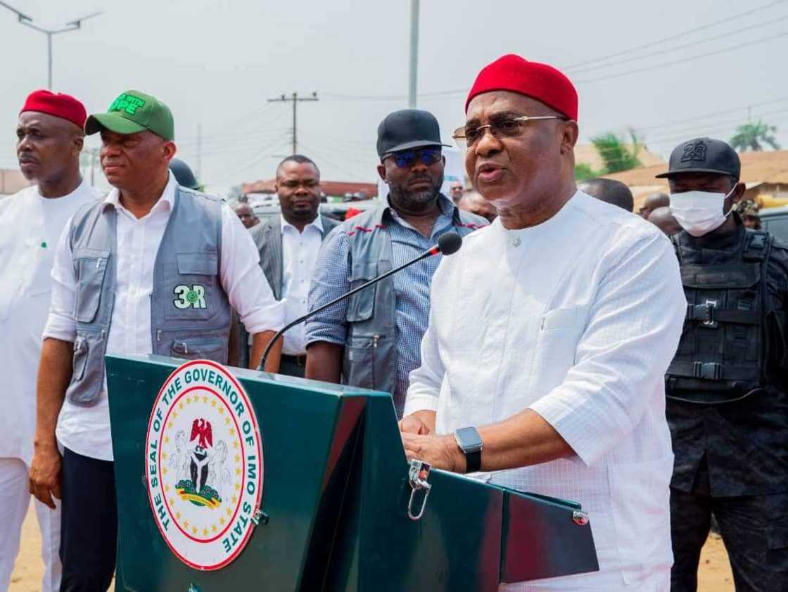 Uzodimma to construct to roads Uzodimma to construct to roads