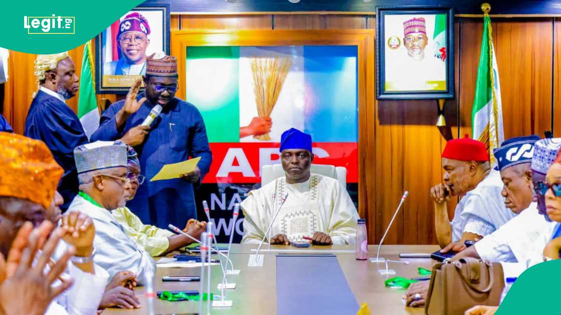 Hyacinth Alia, Nentawe Yilwatda, APC national chairman, Benue state, APC NEC meeting, Abdullahi Ganduje resignation, Nigerian politics