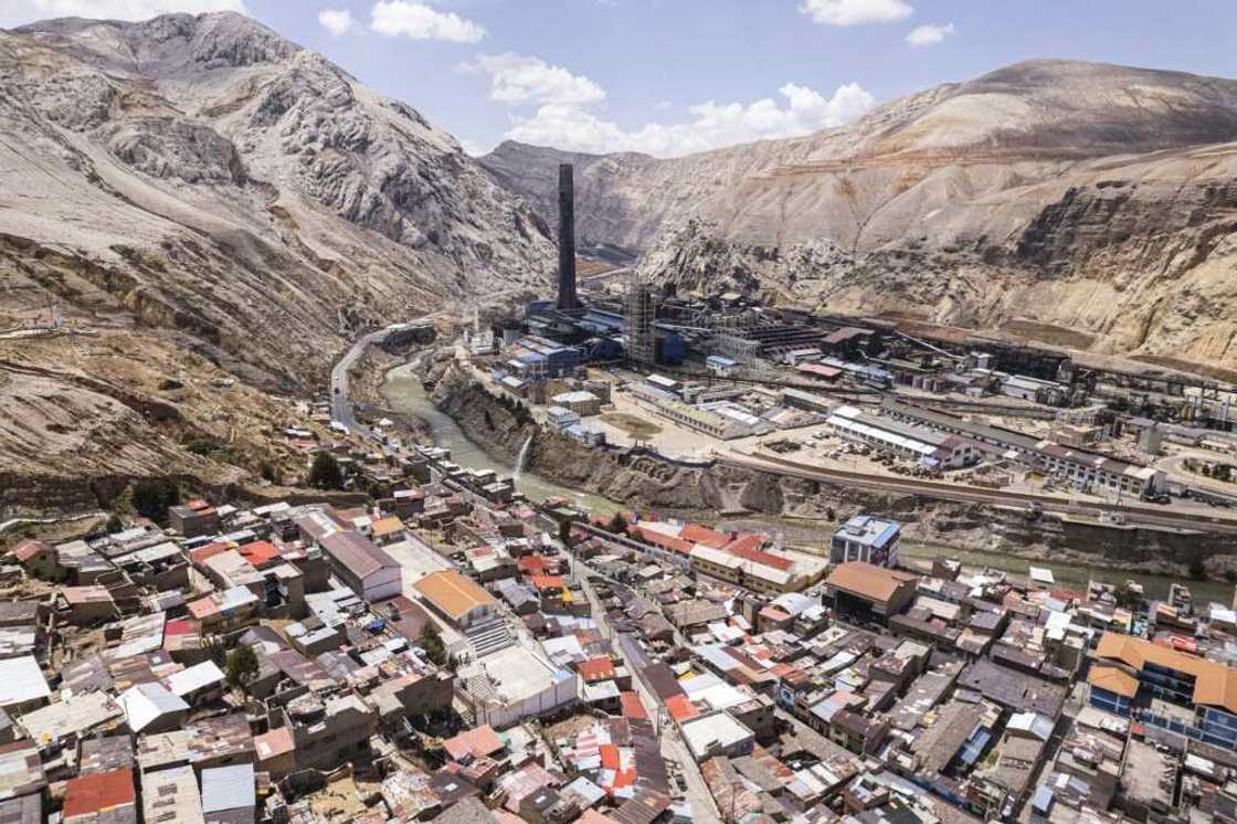 The Andean city of La Oroya, situated in a high-altitude valley at 3,750 meters (12,300 feet), is home to a heavy metal smelter that has poisoned residents and the environment for almost a century The Andean city of La Oroya, situated in a high-altitude valley at 3,750 meters (12,300 feet), is home to a heavy metal smelter that has poisoned residents and the environment for almost a century