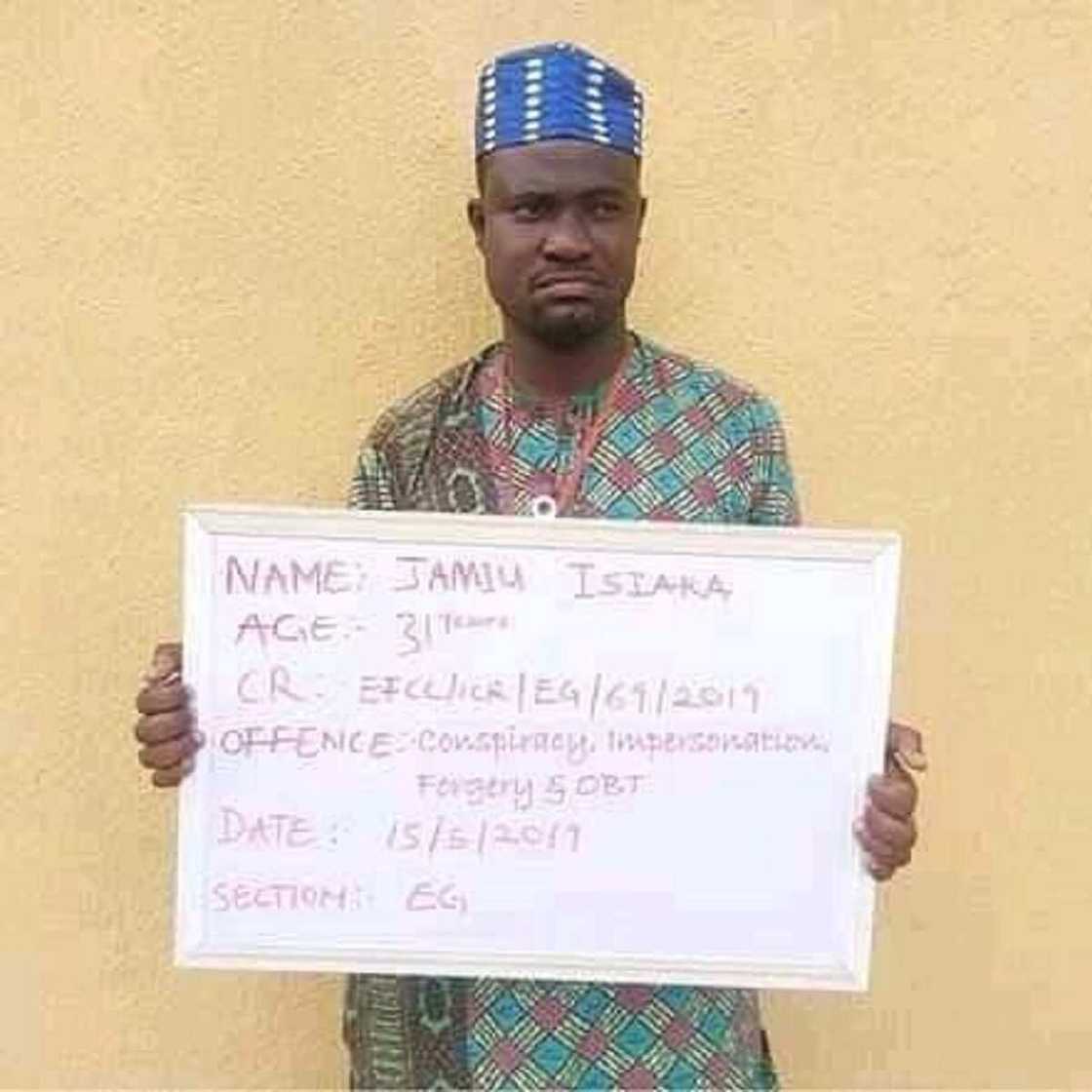 Femi Adesinan bogi