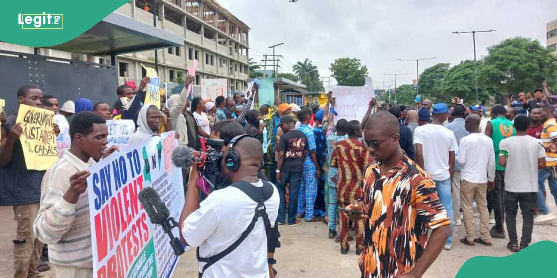 Organisers suspend hunger protest in Lagos Organisers suspend hunger protest in Lagos