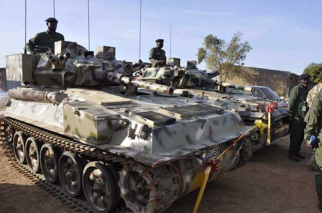 Makaman soji Makaman soji