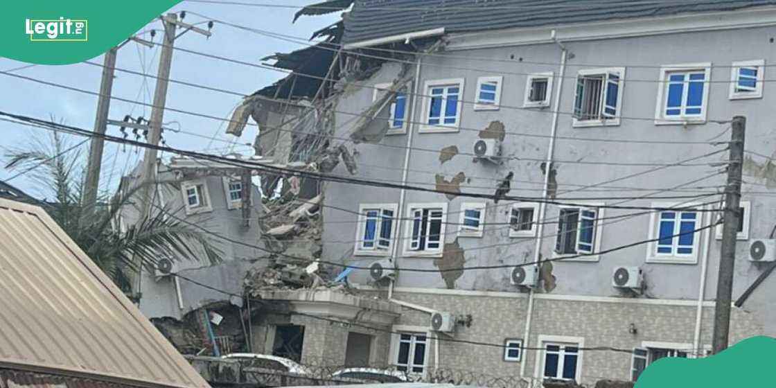 Authorities rescue 4 people in Abuja collapsed building Authorities rescue 4 people in Abuja collapsed building