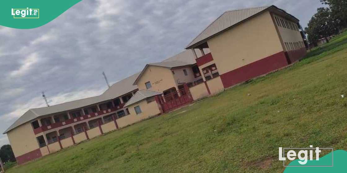 Oyo Education Roadmap for Sustainable Development ‘GRESP-less’ despite barriers to girls’ learning Oyo Education Roadmap for Sustainable Development ‘GRESP-less’ despite barriers to girls’ learning